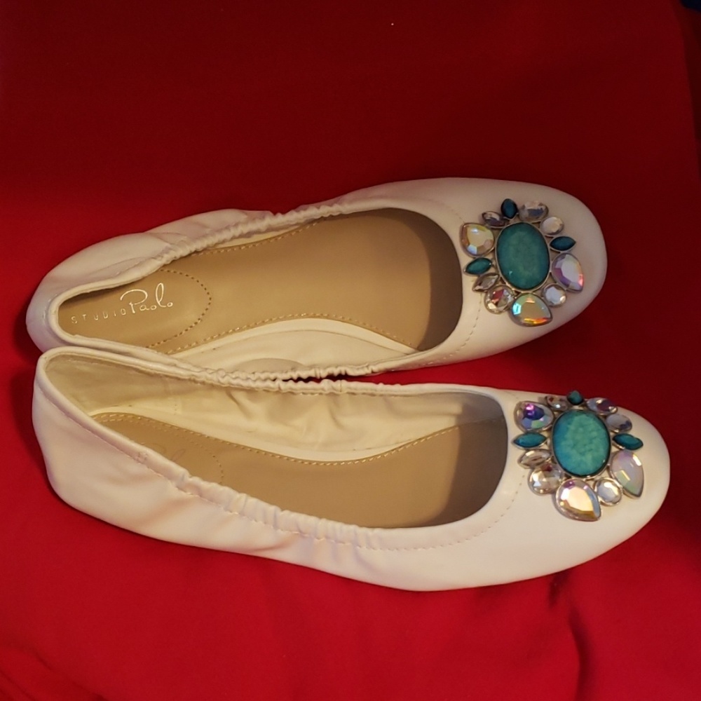 9.5M white with gems